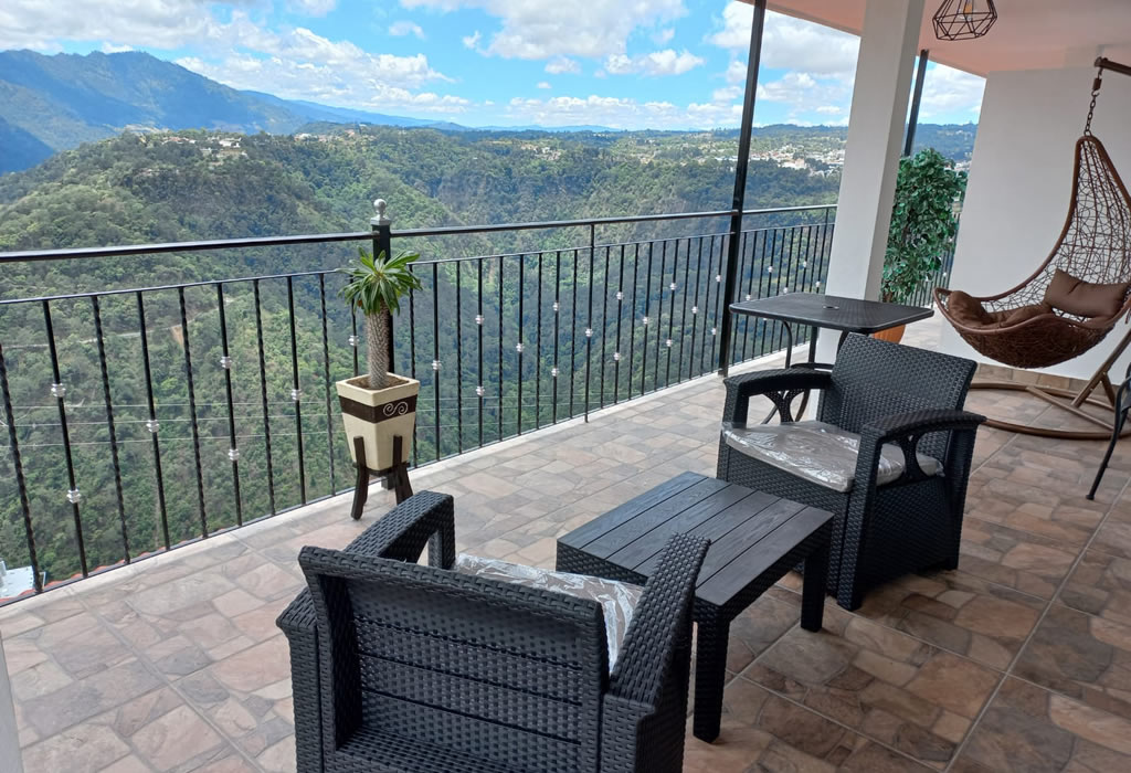 Habitación Deluxe Familiar con Vista a la Montaña